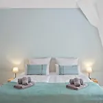 Harztraeume 2 - Fuer Familien & Freunde, 2 Schlafzimmer, Altstadtnah, Brockenbahnblick & Parkplatz