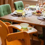 Harztraeume 2 - Fuer Familien & Freunde, 2 Schlafzimmer, Altstadtnah, Brockenbahnblick & Parkplatz *