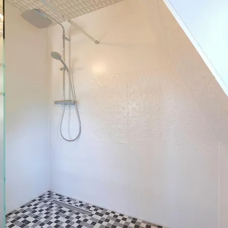 Harztraeume 2 - Fuer Familien & Freunde, 2 Schlafzimmer, Altstadtnah, Brockenbahnblick & Parkplatz Apartament