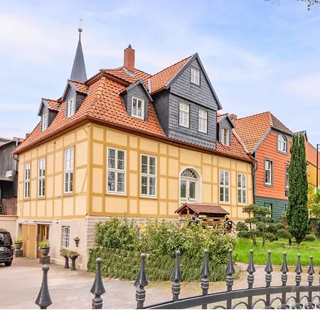 Harztraeume 2 - Fuer Familien & Freunde, 2 Schlafzimmer, Altstadtnah, Brockenbahnblick & Parkplatz Wernigerode