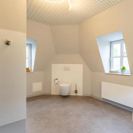 Harztraeume 2 - Fuer Familien & Freunde, 2 Schlafzimmer, Altstadtnah, Brockenbahnblick & Parkplatz Daire