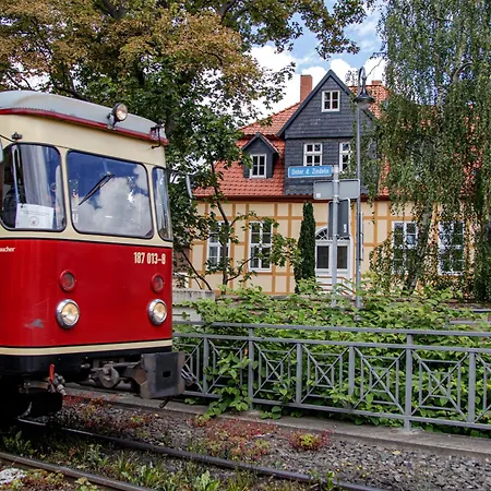 Harztraeume 2 - Fuer Familien & Freunde, 2 Schlafzimmer, Altstadtnah, Brockenbahnblick & Parkplatz Wernigerode