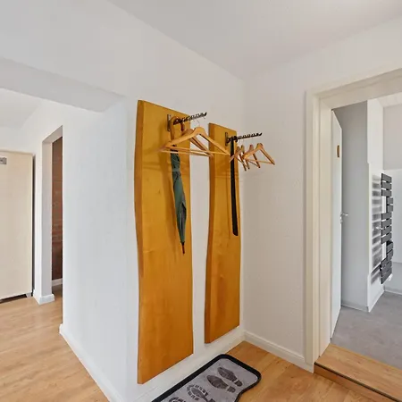 Appartement Harztraeume 2 - Fuer Familien & Freunde, 2 Schlafzimmer, Altstadtnah, Brockenbahnblick & Parkplatz Wernigerode