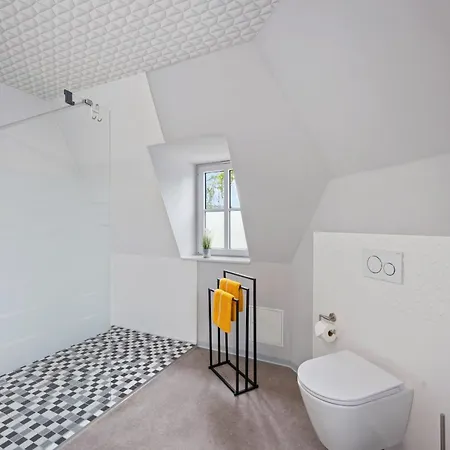 Appartement Harztraeume 2 - Fuer Familien & Freunde, 2 Schlafzimmer, Altstadtnah, Brockenbahnblick & Parkplatz