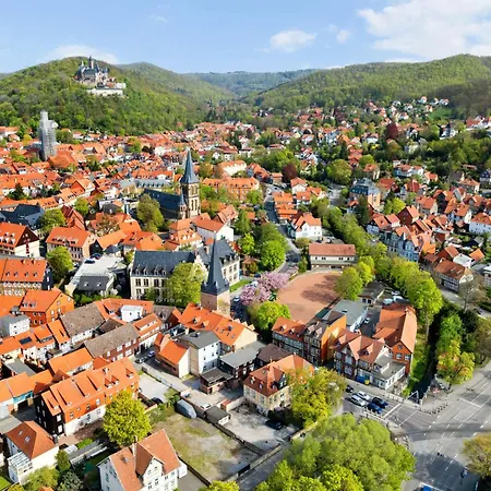 Harztraeume 2 - Fuer Familien & Freunde, 2 Schlafzimmer, Altstadtnah, Brockenbahnblick & Parkplatz * Wernigerode