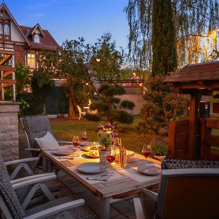 Appartement Harztraeume 2 - Fuer Familien & Freunde, 2 Schlafzimmer, Altstadtnah, Brockenbahnblick & Parkplatz *