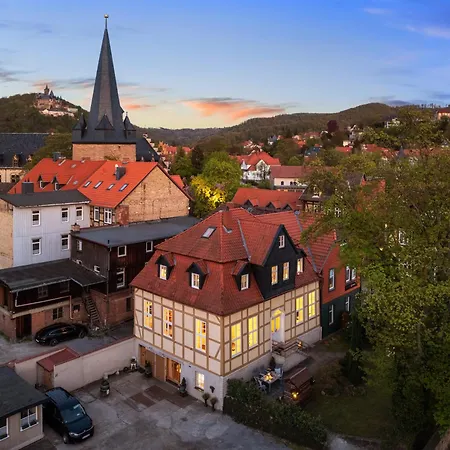 Harztraeume 2 - Fuer Familien & Freunde, 2 Schlafzimmer, Altstadtnah, Brockenbahnblick & Parkplatz * Wernigerode